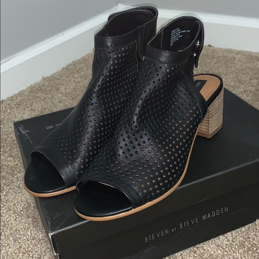 STEVEN by Steve Madden Sambar Leather Dress Sandal